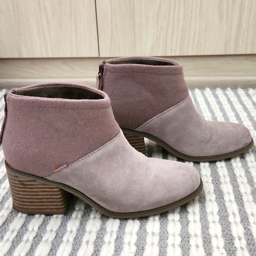 Tom's Suede Boots Women Size 5.5